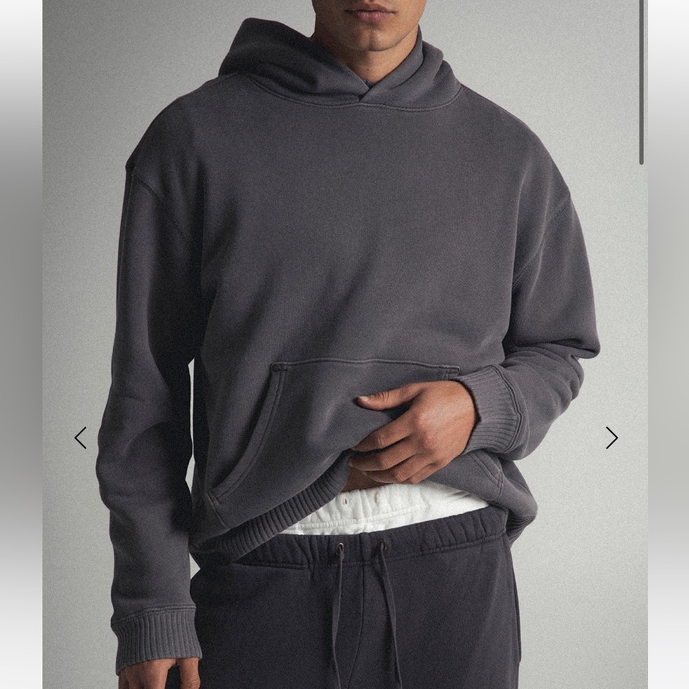 Elwood Core Hoodie - L - Picture 3 of 5